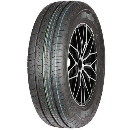 TRACE (HK-135) R16C 205/75 110/108R